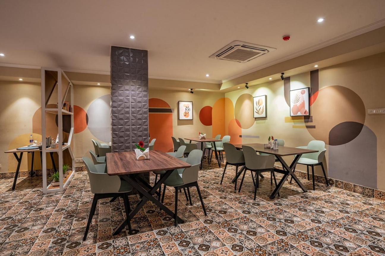 Hotel The Presidency Bhubaneswar Exterior foto