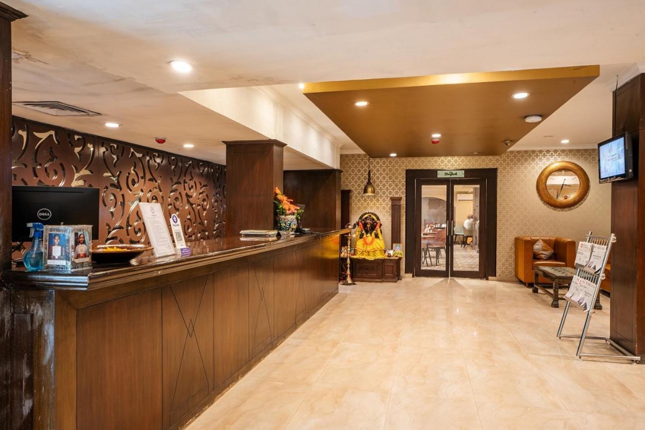 Hotel The Presidency Bhubaneswar Exterior foto