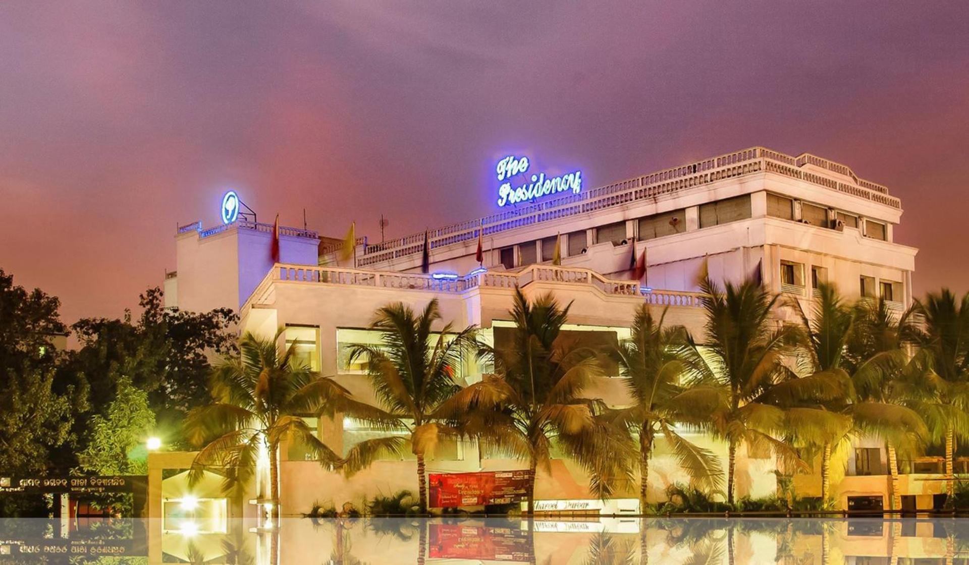 Hotel The Presidency Bhubaneswar Exterior foto